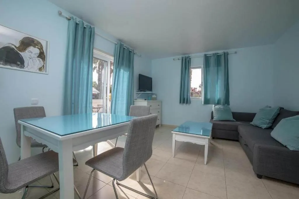 Lightbooking Oasis Royal Corralejo F311 0*,
